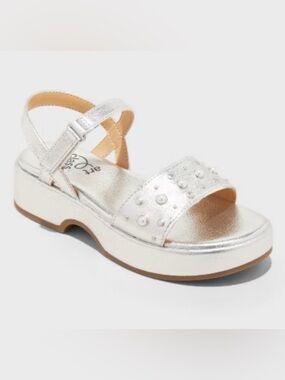 Girls’ Silver Metallic Platform Sandals –Pearl Studded by Art Class- Size 1 NWT